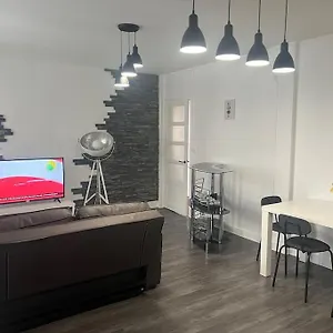 https://appartement-proche-des-facs-lebon.hotels-rhonealpes.com